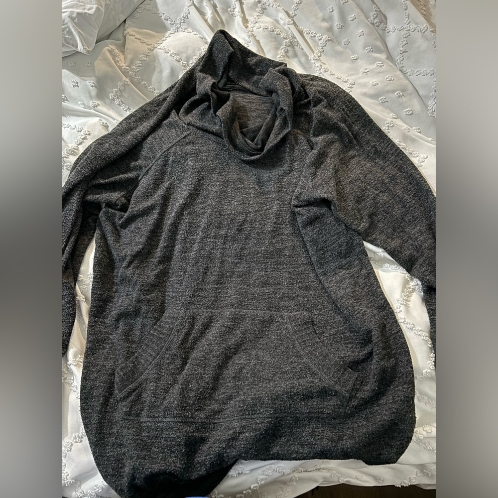 Torrid cowl neck sweater. Heather gray. Size 3. SF/dog friendly home.